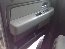 2011 FORD F-150, SILVER, XLT MODEL, EXTD CAB, 5.0L, 4WD,  F26271